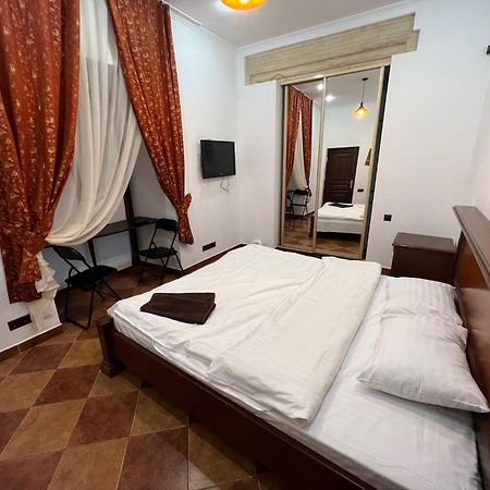 Ukrainian House Апартаменти На Площі Ринок Lviv Dış mekan fotoğraf